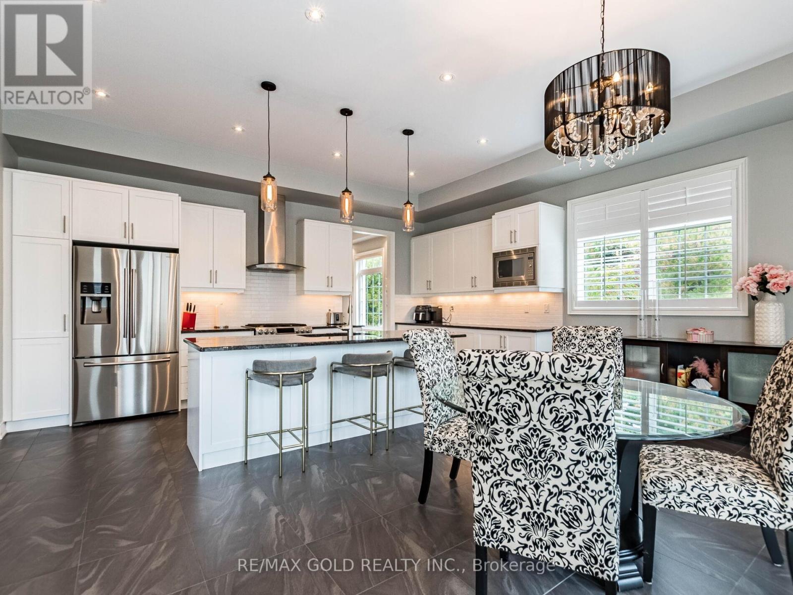 151 Rising Hill Ridge, Brampton (Bram West), Ontario  L6Y 6B2 - Photo 15 - W12435989