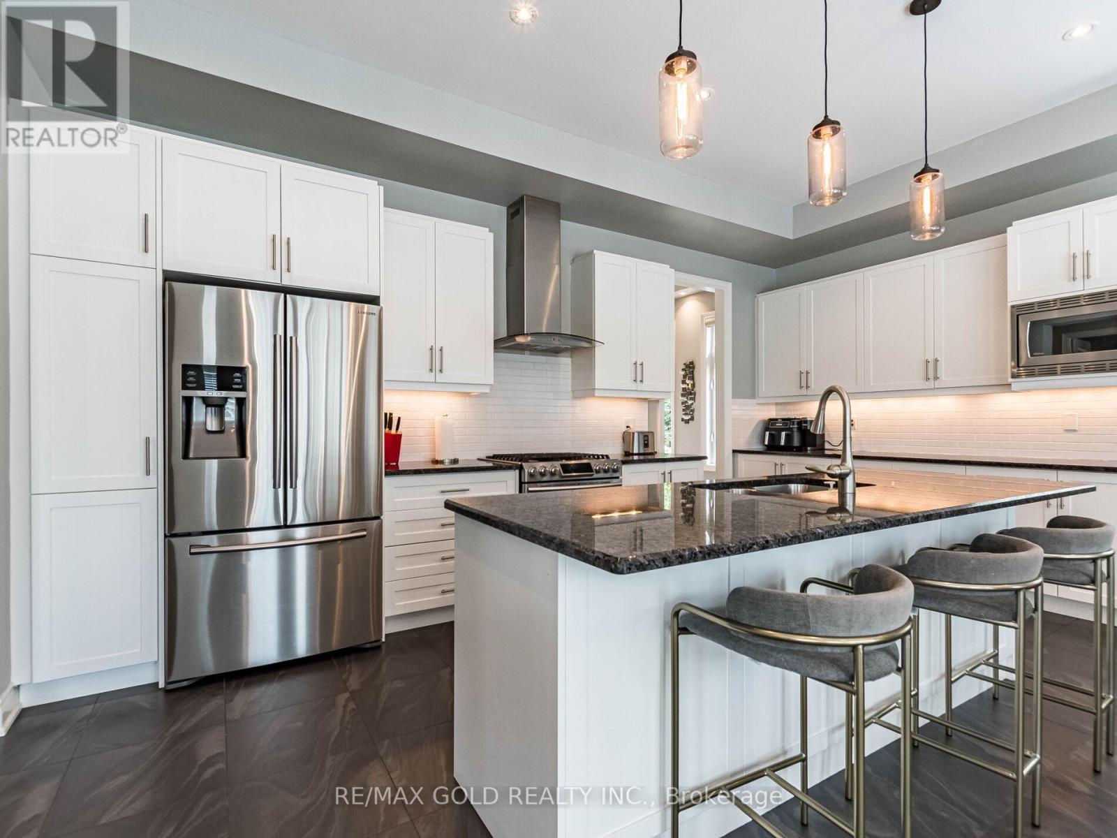 151 Rising Hill Ridge, Brampton (Bram West), Ontario  L6Y 6B2 - Photo 19 - W12435989