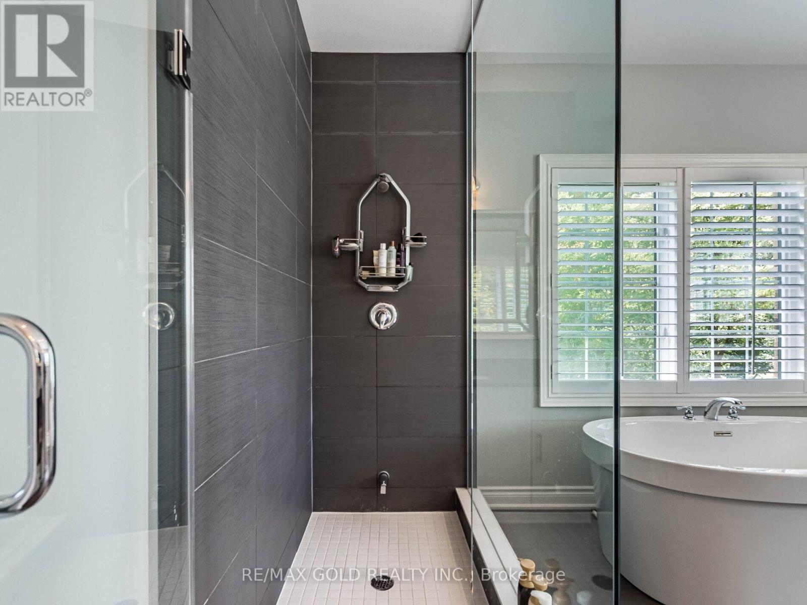 151 Rising Hill Ridge, Brampton (Bram West), Ontario  L6Y 6B2 - Photo 33 - W12435989