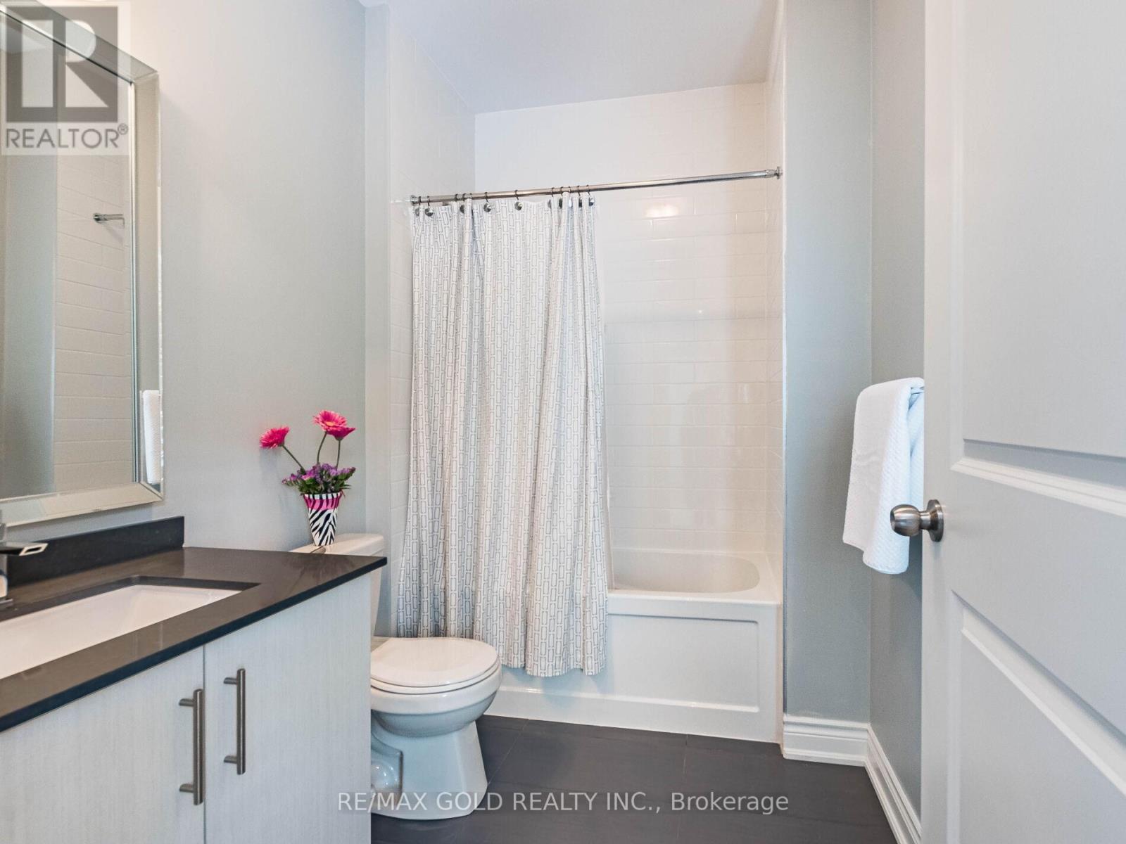 151 Rising Hill Ridge, Brampton (Bram West), Ontario  L6Y 6B2 - Photo 35 - W12435989