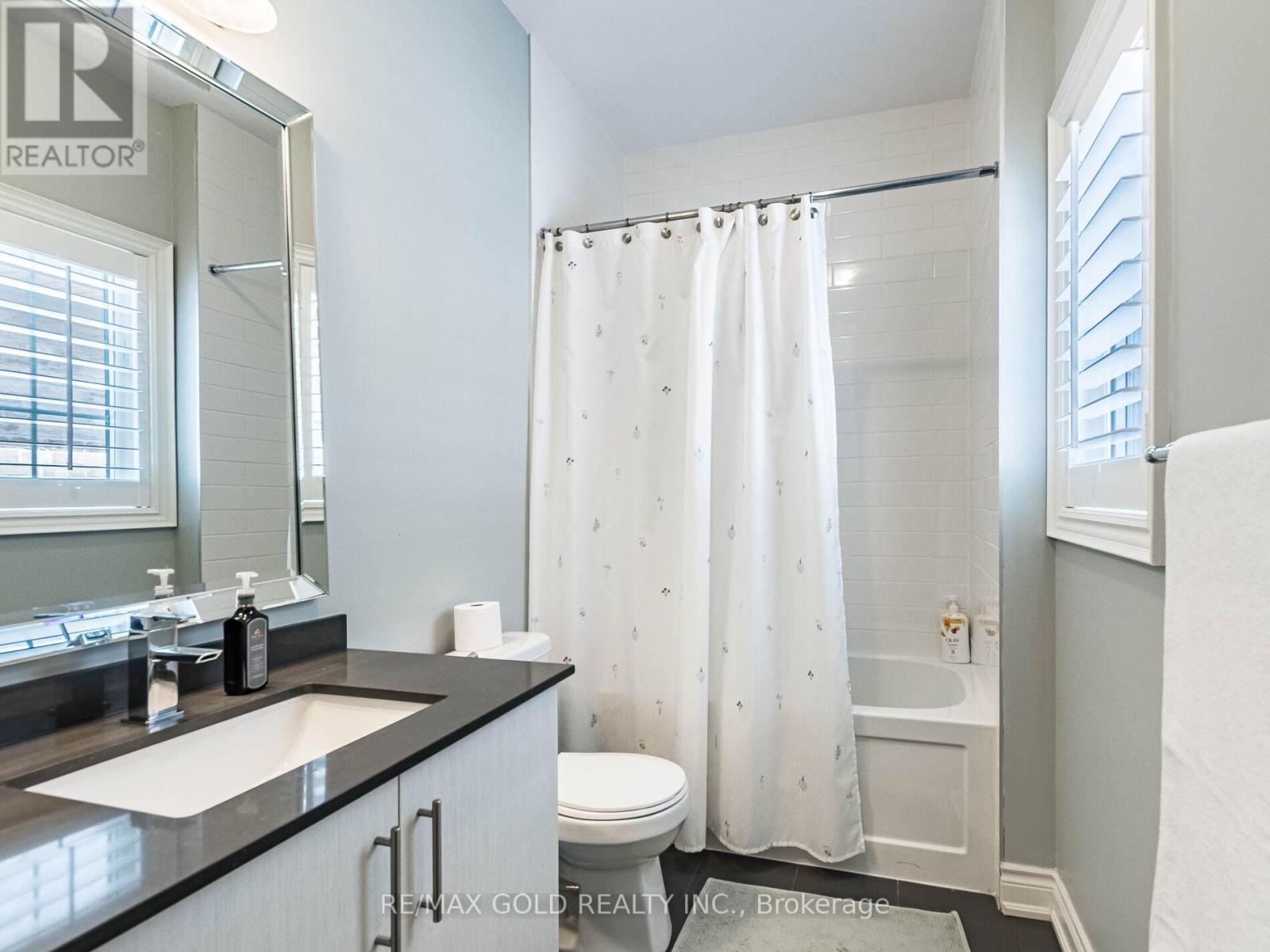 151 Rising Hill Ridge, Brampton (Bram West), Ontario  L6Y 6B2 - Photo 38 - W12435989
