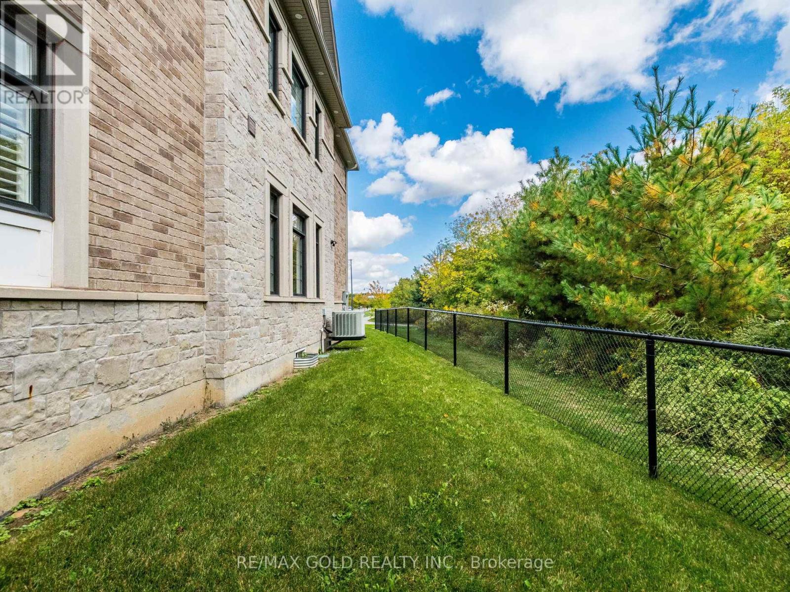 151 Rising Hill Ridge, Brampton (Bram West), Ontario  L6Y 6B2 - Photo 42 - W12435989