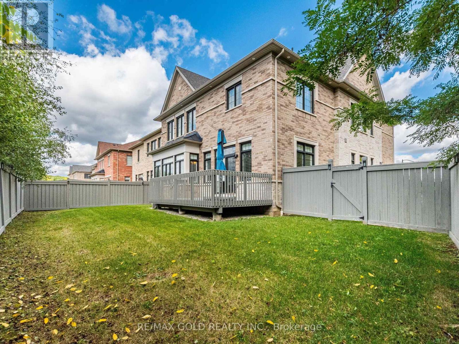 151 Rising Hill Ridge, Brampton (Bram West), Ontario  L6Y 6B2 - Photo 43 - W12435989
