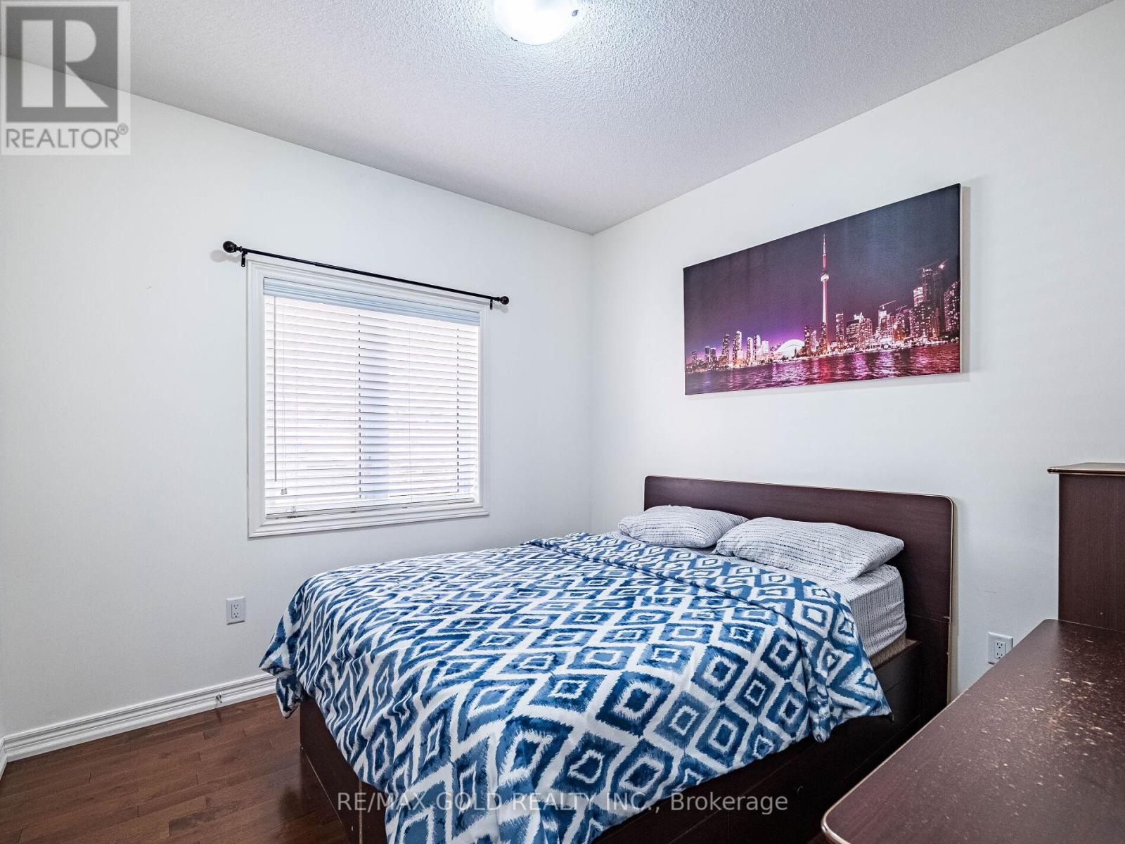 18 Divinity Circle, Brampton, Ontario  L7A 3Y4 - Photo 23 - W12435991