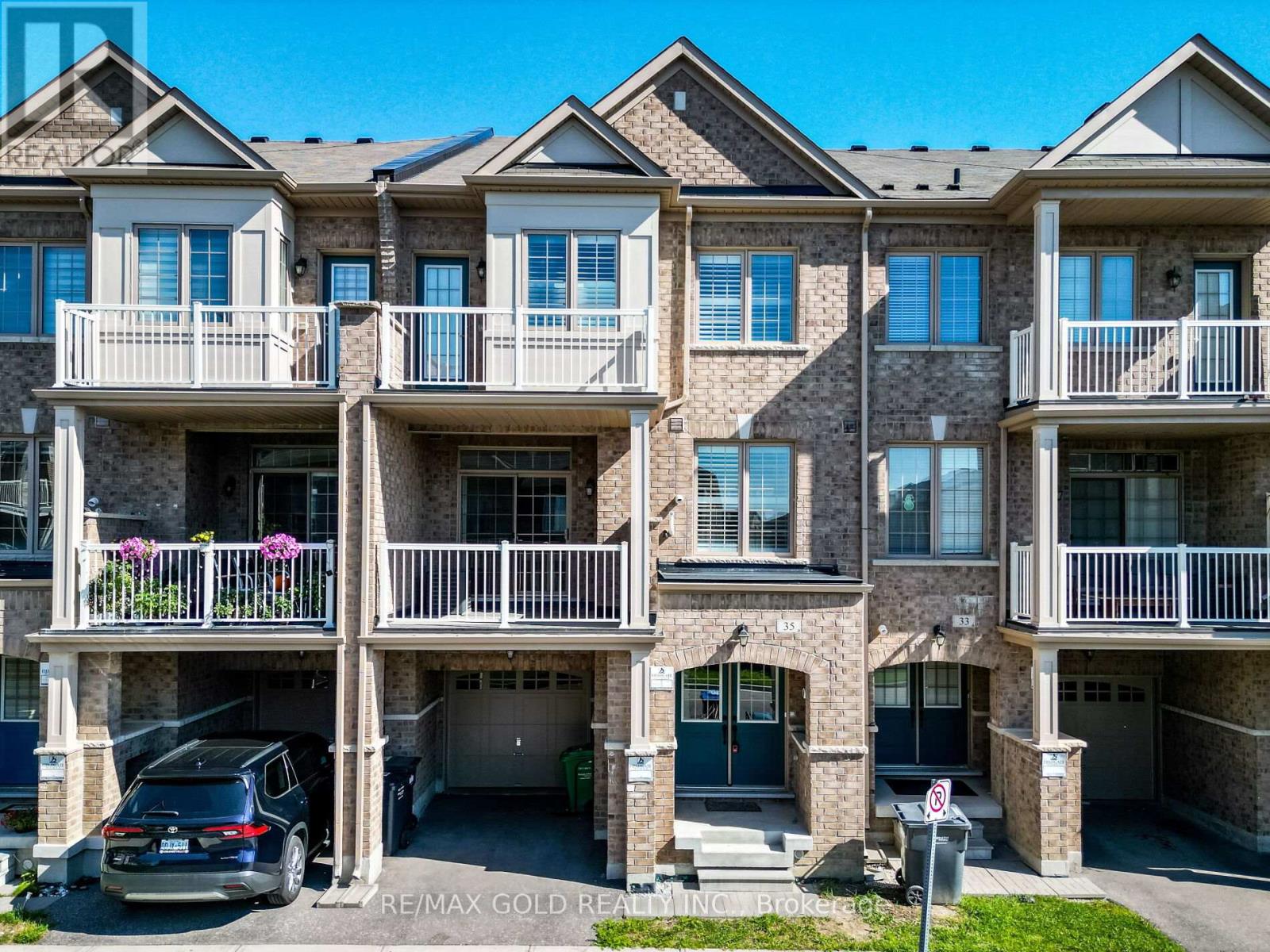 35 LABRISH ROAD, Brampton, Ontario