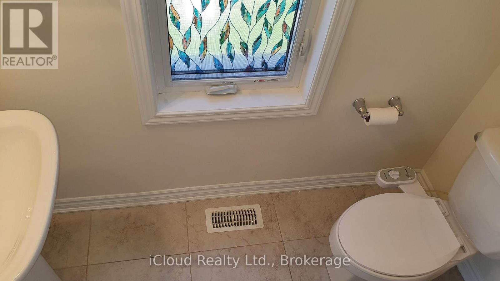 84 Callandar Road, Brampton, Ontario  L7A 5E2 - Photo 8 - W12436003
