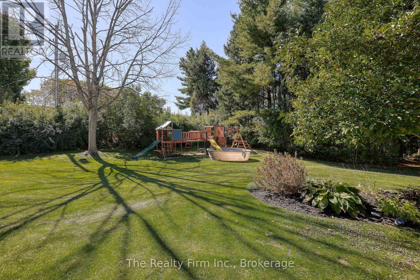 786837 Township Road 6, Blandford-Blenheim, Ontario  N0J 1G0 - Photo 13 - X12436018