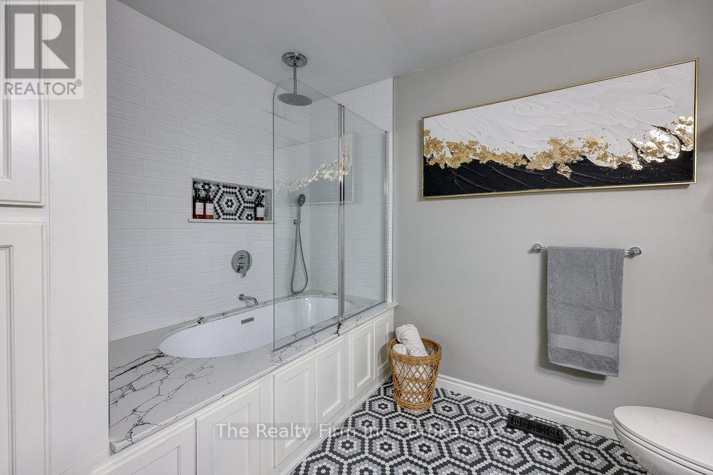 786837 Township Road 6, Blandford-Blenheim, Ontario  N0J 1G0 - Photo 34 - X12436018