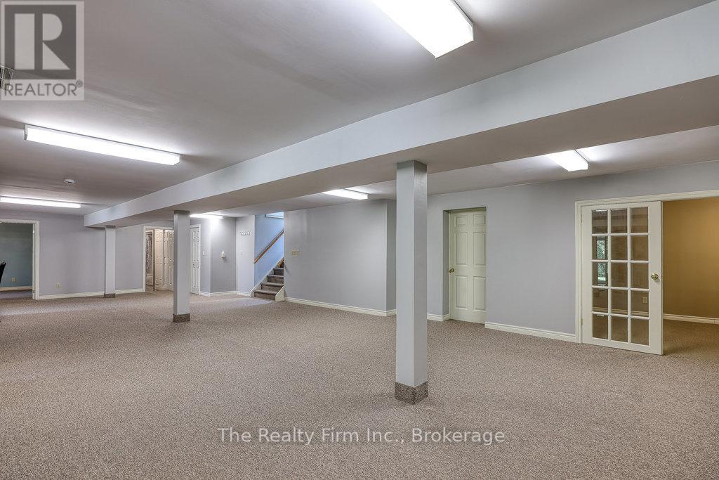786837 Township Road 6, Blandford-Blenheim, Ontario  N0J 1G0 - Photo 38 - X12436018