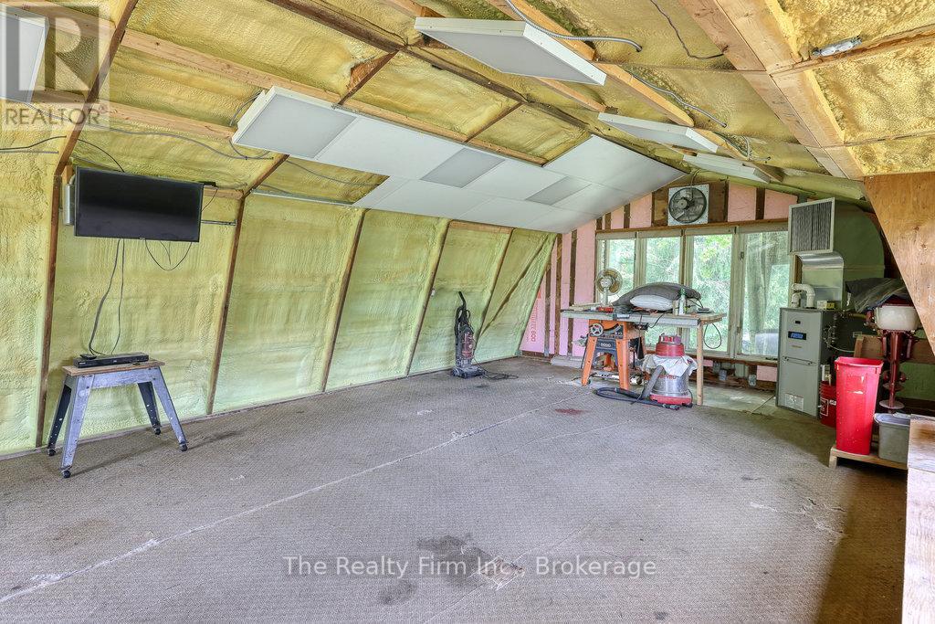 786837 Township Road 6, Blandford-Blenheim, Ontario  N0J 1G0 - Photo 48 - X12436018