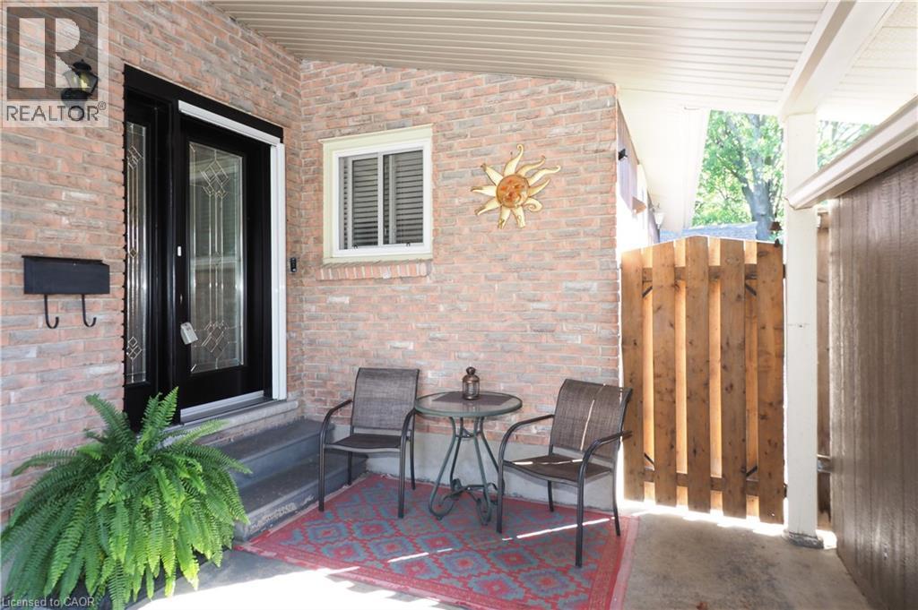 44 Milton Avenue W, Cambridge, Ontario  N3C 2Y4 - Photo 5 - 40773679