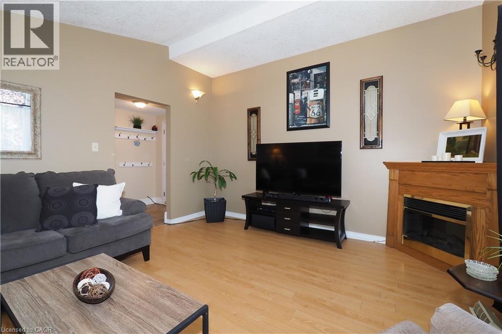 44 Milton Avenue W, Cambridge, Ontario  N3C 2Y4 - Photo 9 - 40773679