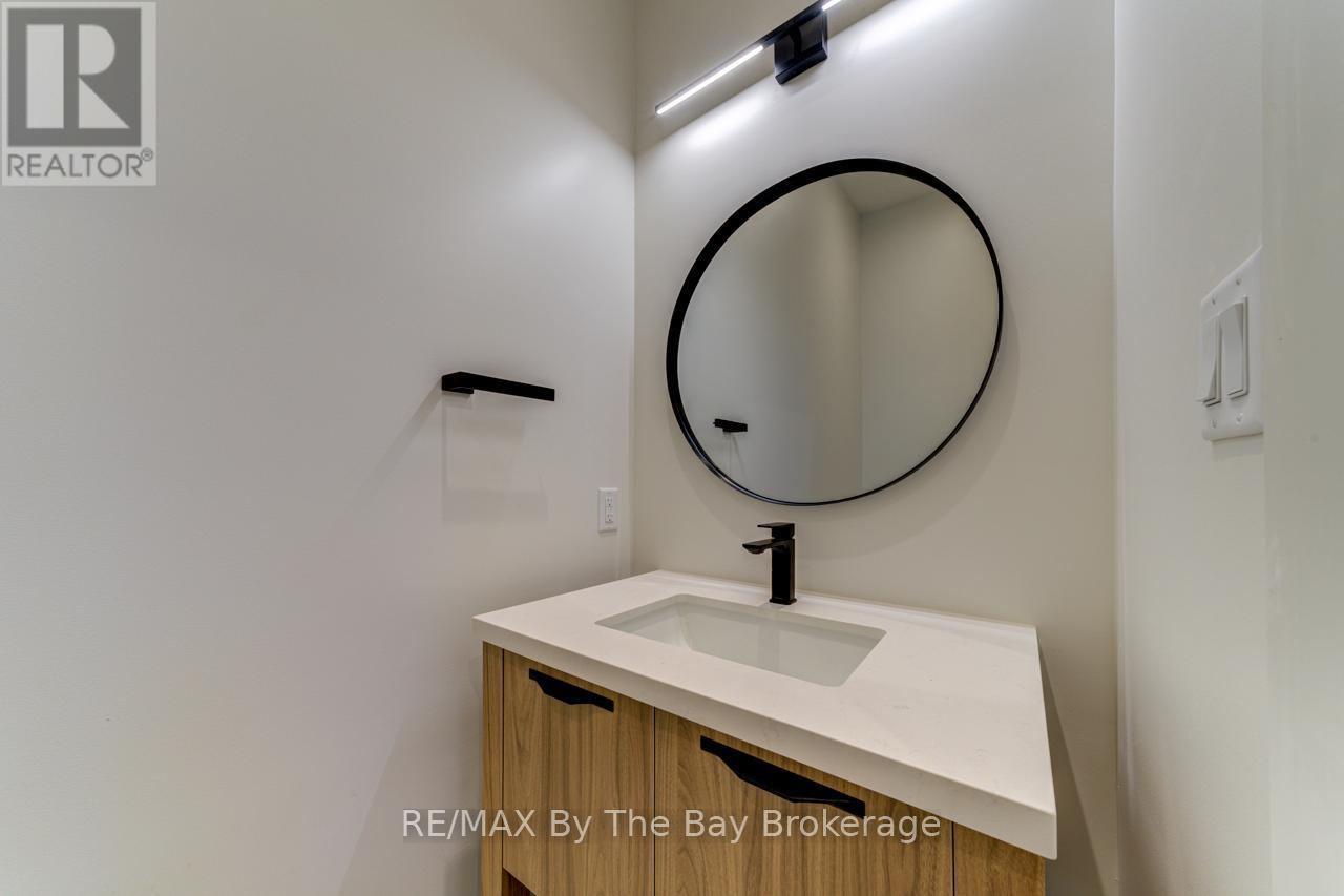 49 Broadview Street, Collingwood, Ontario  L9Y 0X2 - Photo 16 - S12436053