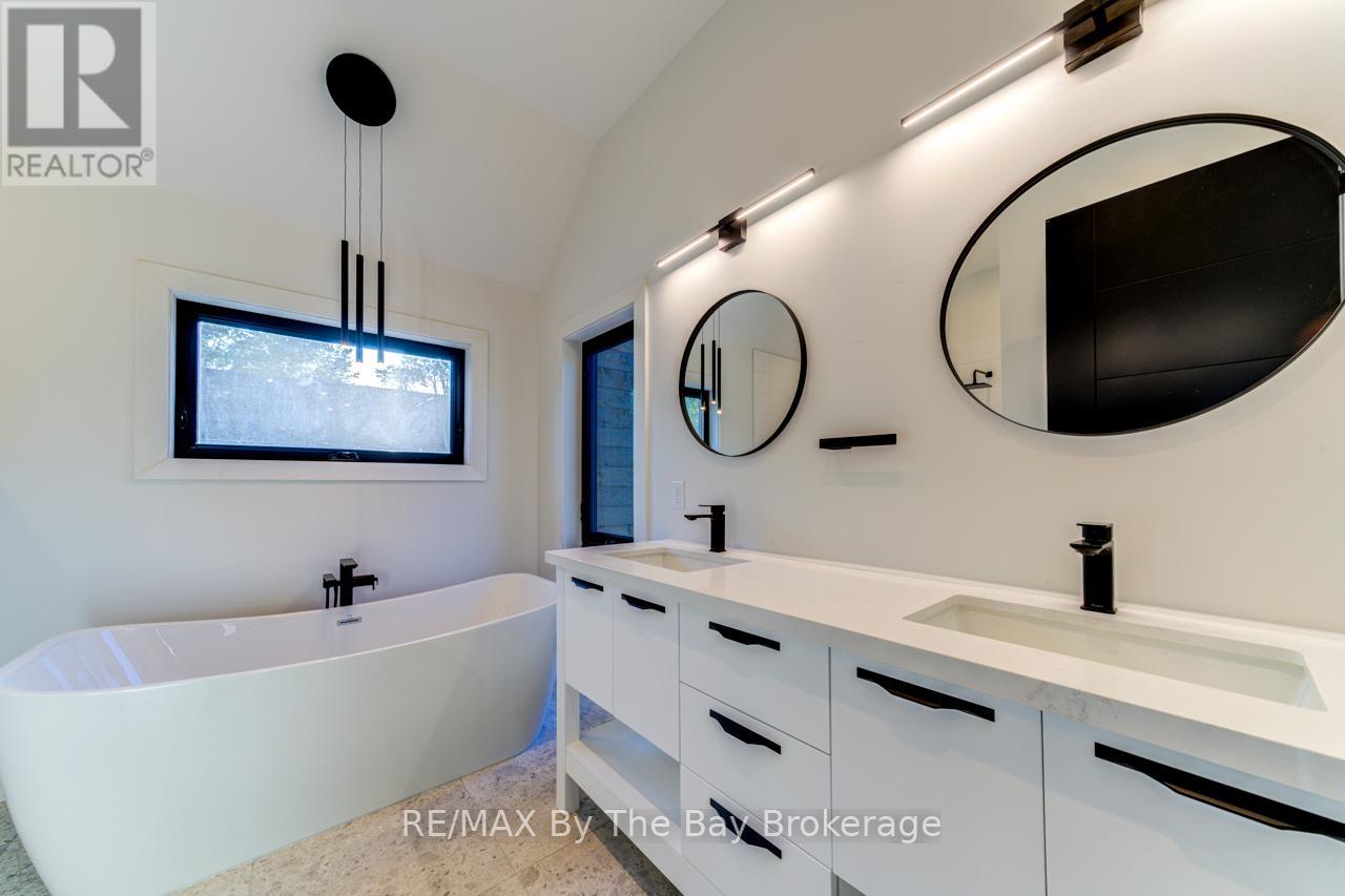 49 Broadview Street, Collingwood, Ontario  L9Y 0X2 - Photo 36 - S12436053