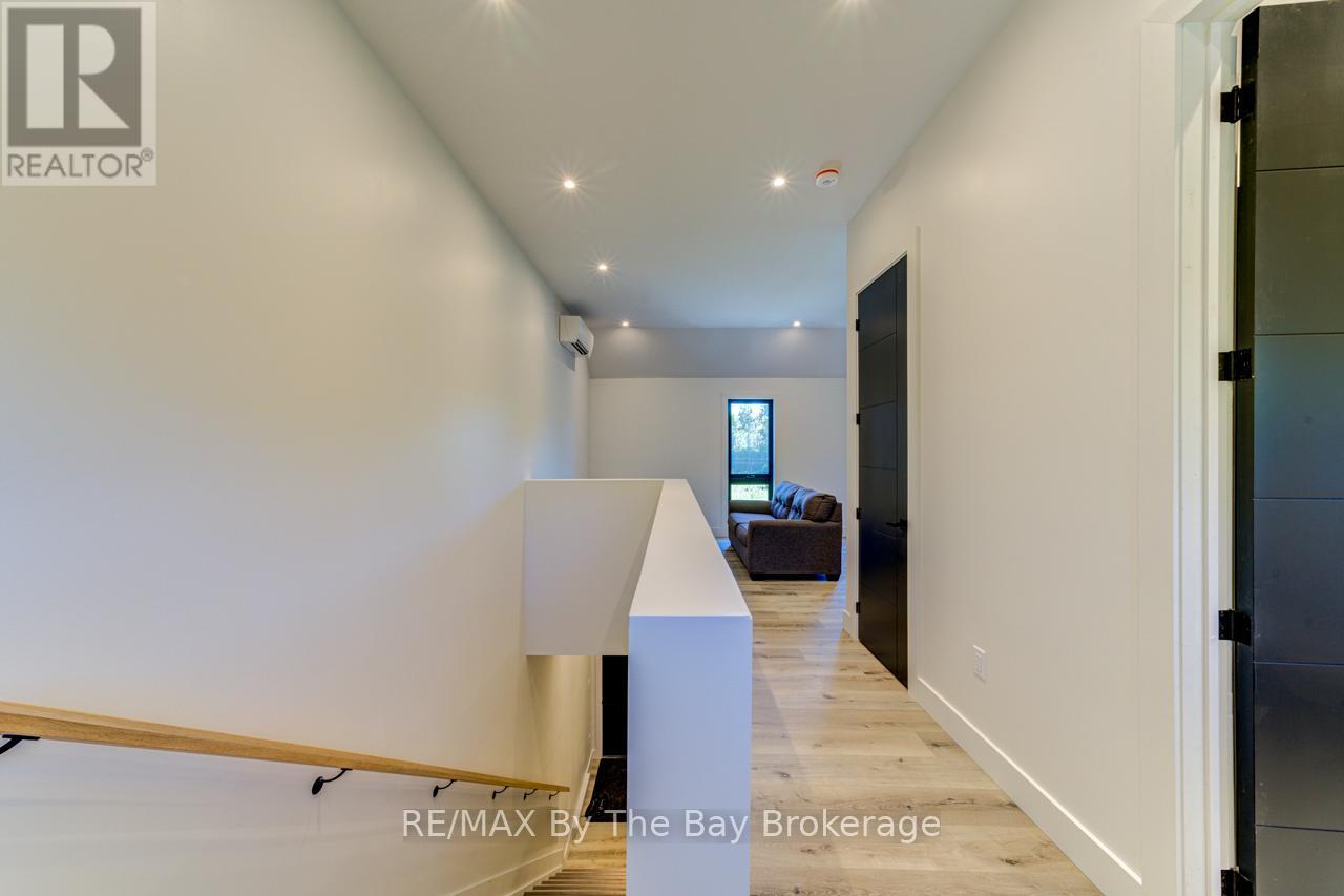 49 Broadview Street, Collingwood, Ontario  L9Y 0X2 - Photo 41 - S12436053