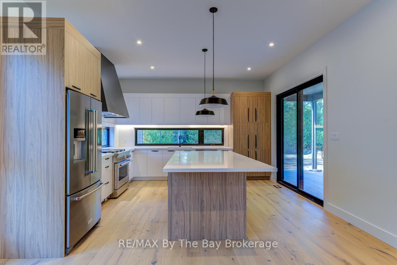 49 Broadview Street, Collingwood, Ontario  L9Y 0X2 - Photo 8 - S12436053