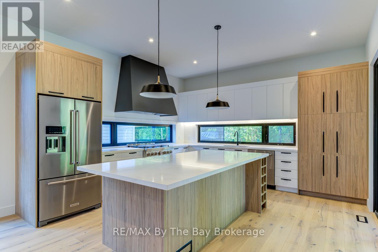 49 Broadview Street, Collingwood, Ontario  L9Y 0X2 - Photo 9 - S12436053