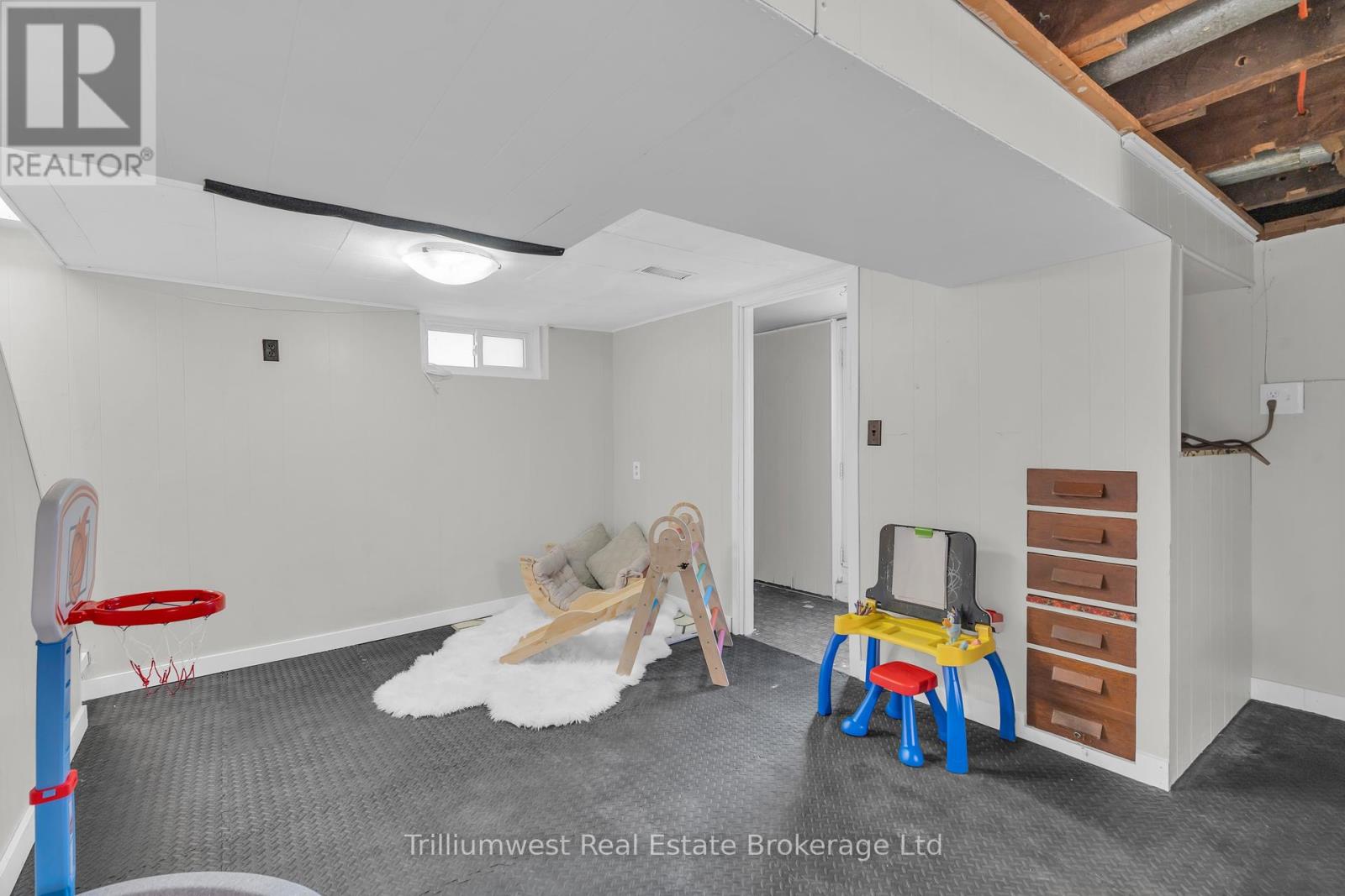 194 Dundas Street N, Cambridge, Ontario  N1R 5P4 - Photo 31 - X12436007