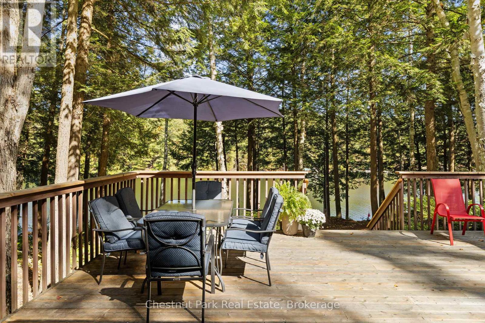 10 Taylor (26lm10) Island, Gravenhurst, Ontario  P1P 1R2 - Photo 20 - X12436026