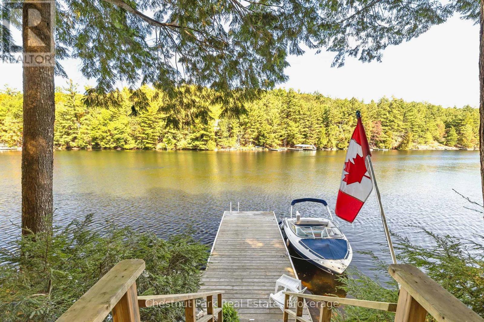 10 Taylor (26lm10) Island, Gravenhurst, Ontario  P1P 1R2 - Photo 6 - X12436026