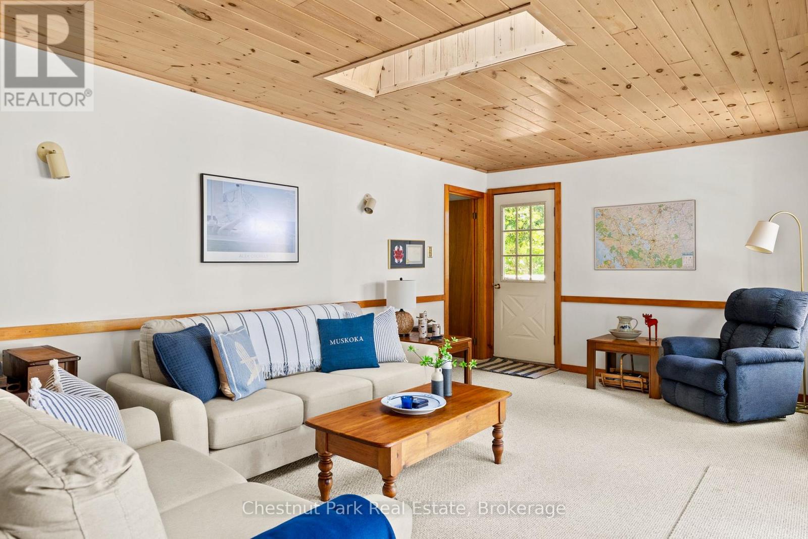 10 Taylor (26lm10) Island, Gravenhurst, Ontario  P1P 1R2 - Photo 7 - X12436026