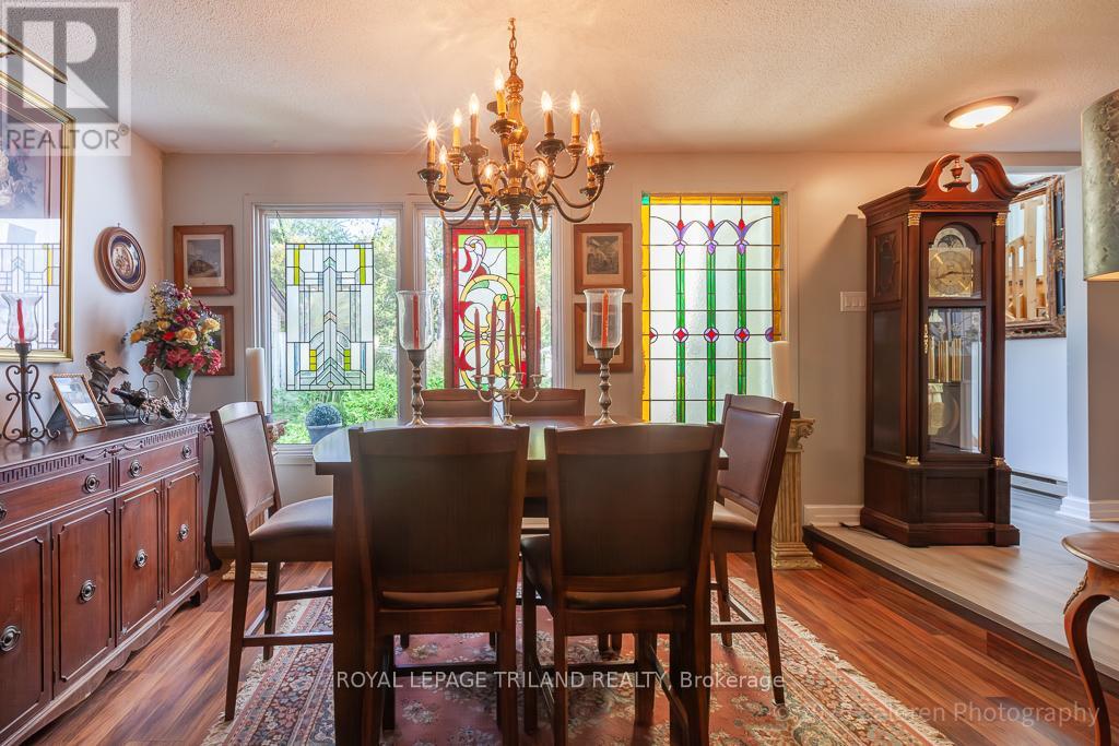 23 Crabtree Avenue, London North, Ontario  N6G 2H6 - Photo 7 - X12436024
