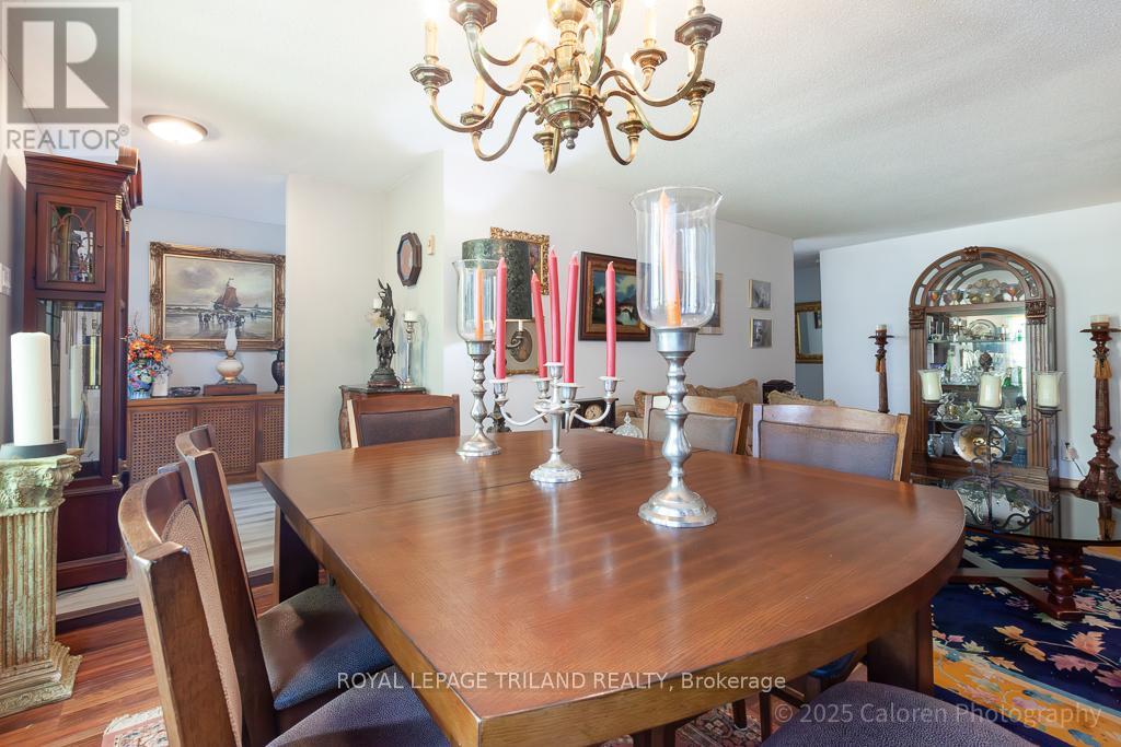 23 Crabtree Avenue, London North, Ontario  N6G 2H6 - Photo 9 - X12436024