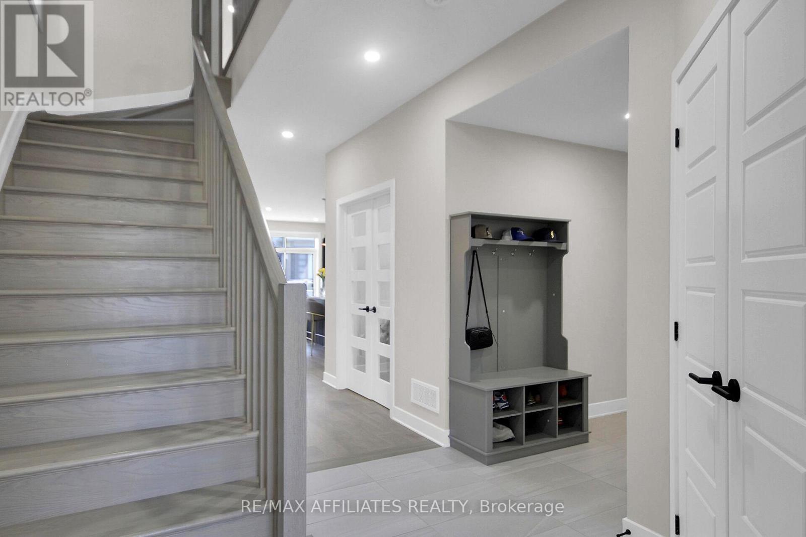 357 Shoveler Grove, Ottawa, Ontario  K4M 1B2 - Photo 3 - X12436034