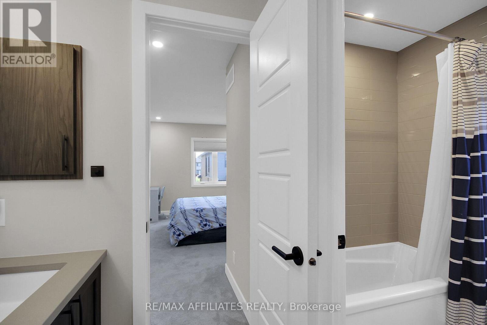 357 Shoveler Grove, Ottawa, Ontario  K4M 1B2 - Photo 31 - X12436034