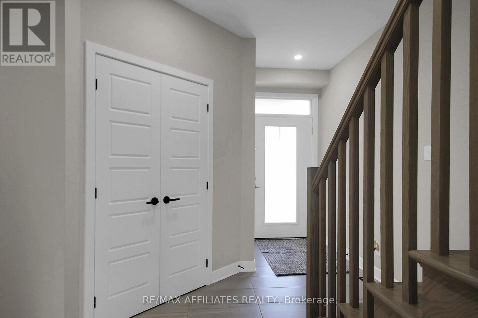 357 Shoveler Grove, Ottawa, Ontario  K4M 1B2 - Photo 4 - X12436034
