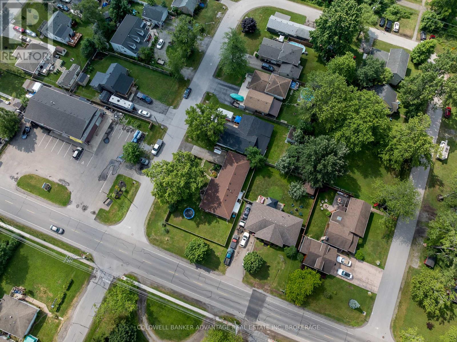 367 Grandview Road, Fort Erie (Crescent Park), Ontario  L2A 4T3 - Photo 6 - X12436039