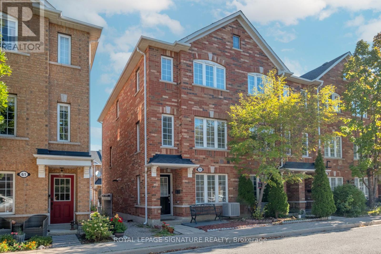 59 Birdstone Crescent, Toronto (Junction Area), Ontario  M6N 5H6 - Photo 25 - W12435561