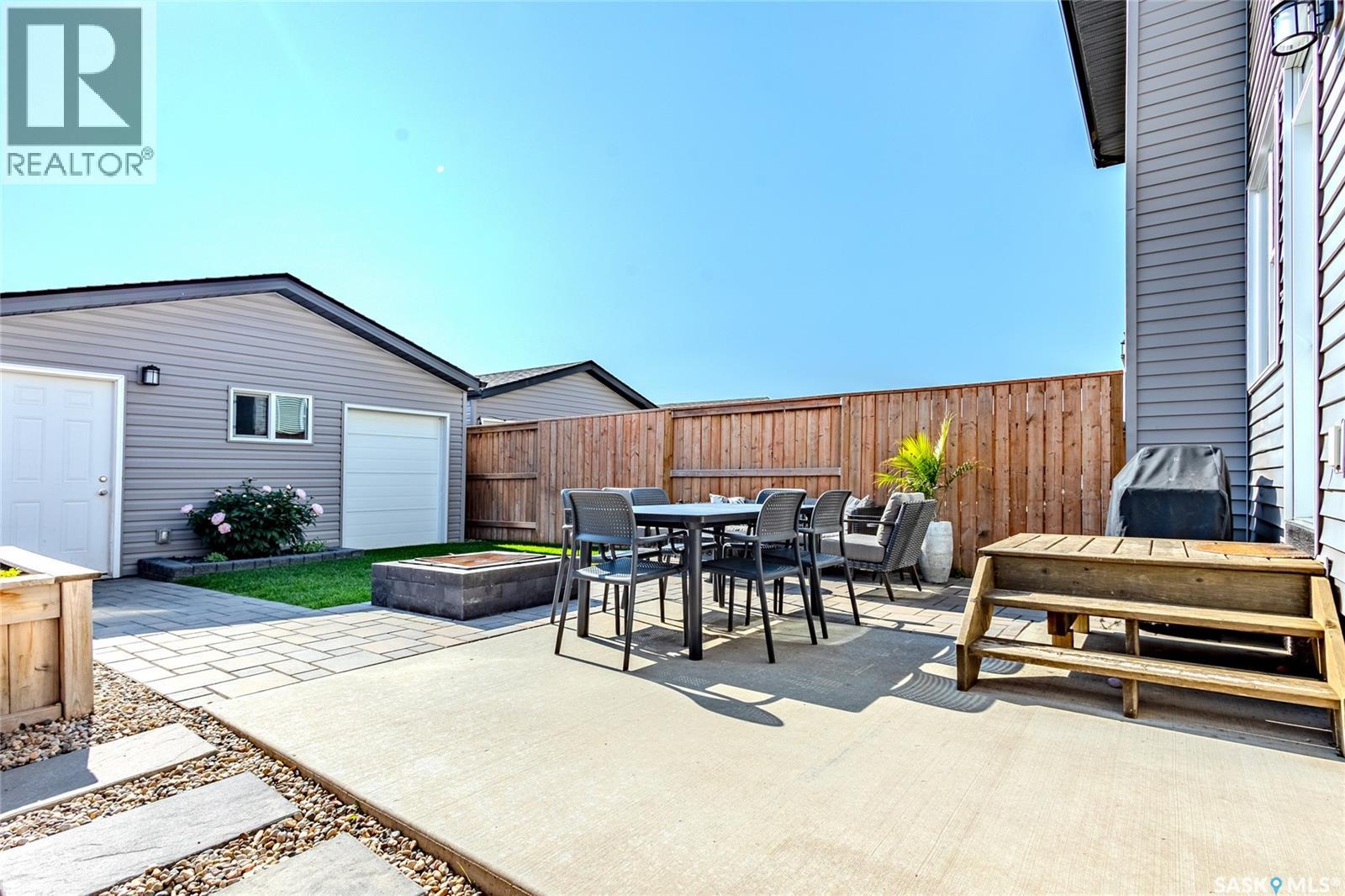 1050 Kolynchuk Crescent, Saskatoon, Saskatchewan  S7T 0X4 - Photo 27 - SK019662