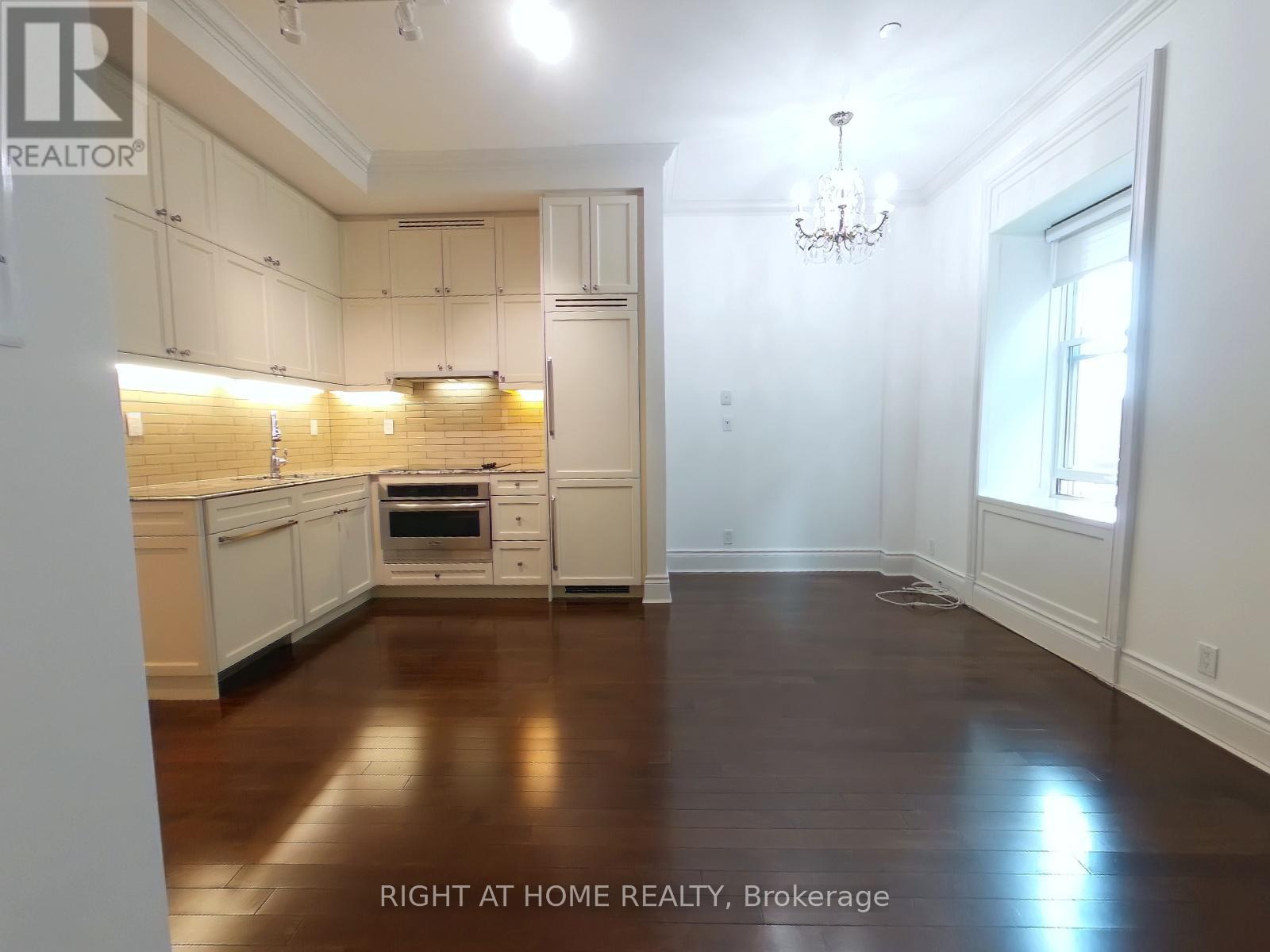 507 - 22 Leader Lane, Toronto, Ontario  M5E 0B2 - Photo 12 - C12436008