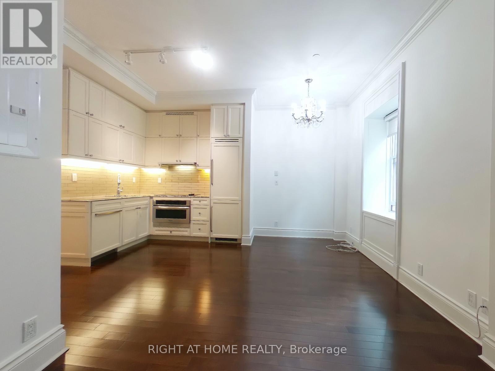 507 - 22 Leader Lane, Toronto, Ontario  M5E 0B2 - Photo 8 - C12436008