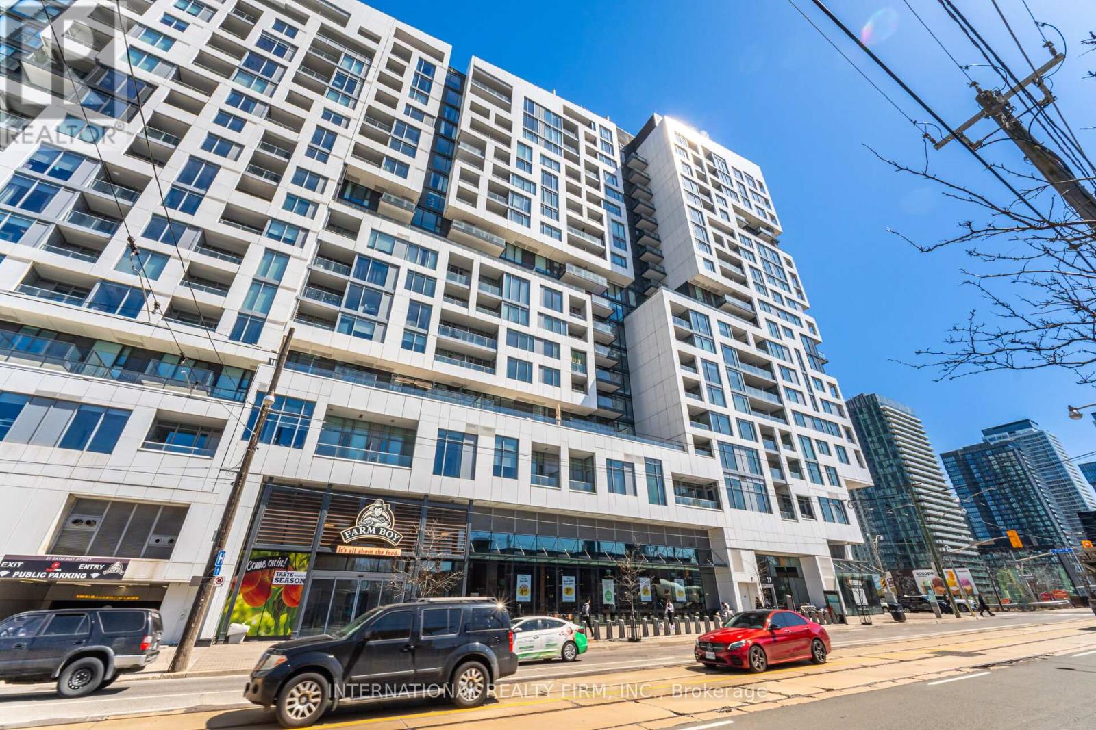1012 - 27 BATHURST STREET, Toronto, Ontario