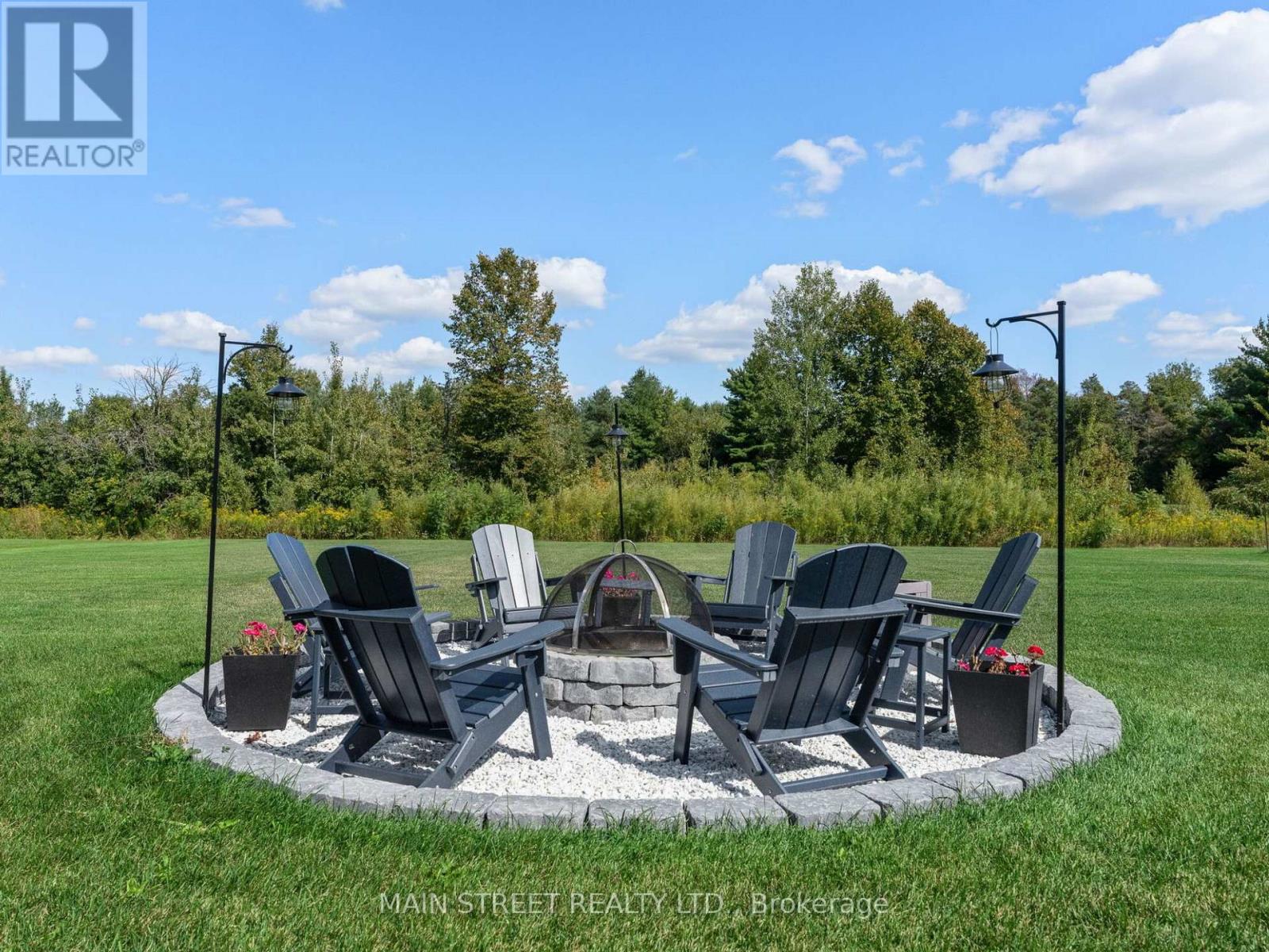 21 Dexshire Drive, Ajax, Ontario  L1Z 0T8 - Photo 48 - E12436030
