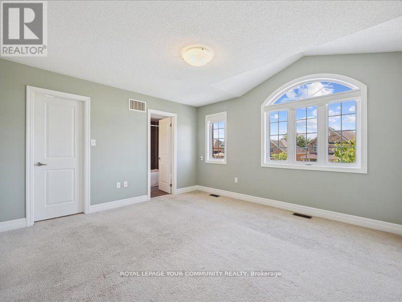 2170 Galloway Street, Innisfil, Ontario  L9S 0H3 - Photo 12 - N12436033