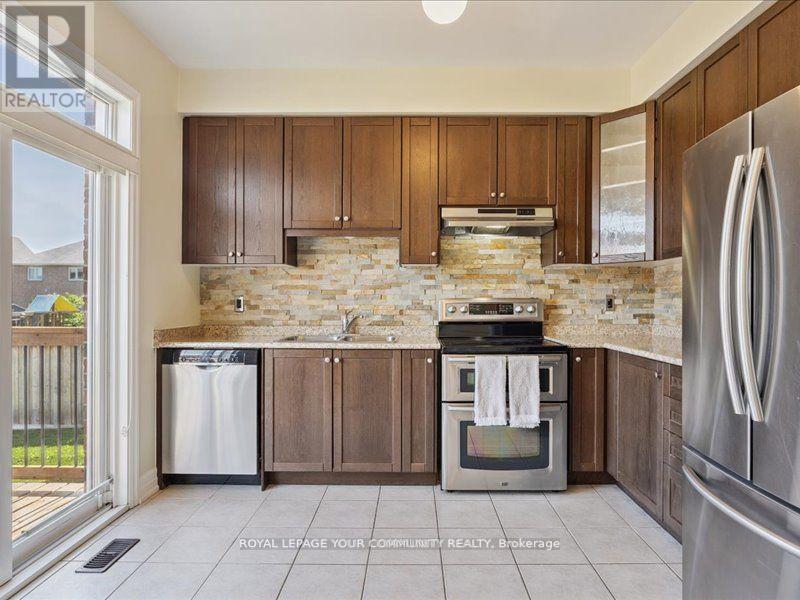 2170 Galloway Street, Innisfil, Ontario  L9S 0H3 - Photo 7 - N12436033