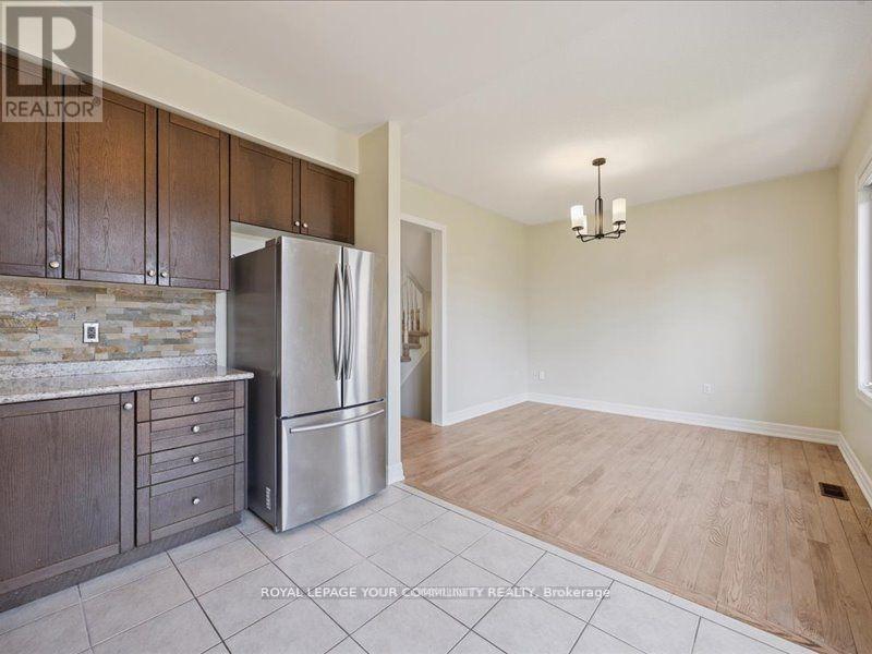 2170 Galloway Street, Innisfil, Ontario  L9S 0H3 - Photo 9 - N12436033