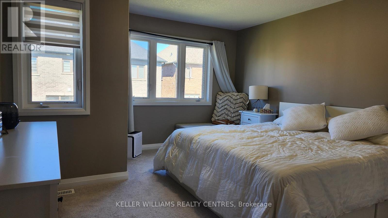 59 Copperhill Heights, Barrie, Ontario  L9J 0K6 - Photo 6 - S12436048