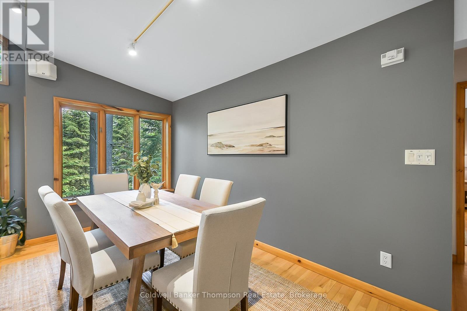1109 Glenmount Road, Lake Of Bays, Ontario  P0B 1A0 - Photo 8 - X12436063