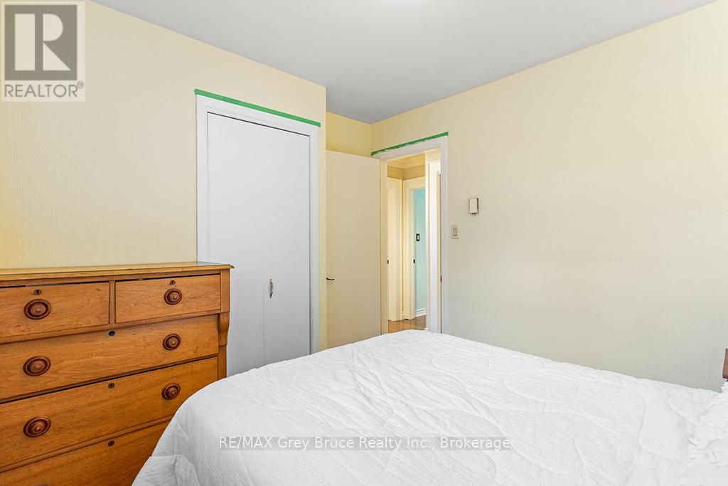 563 21 Street W, Owen Sound, Ontario  N4K 4E7 - Photo 26 - X12436069