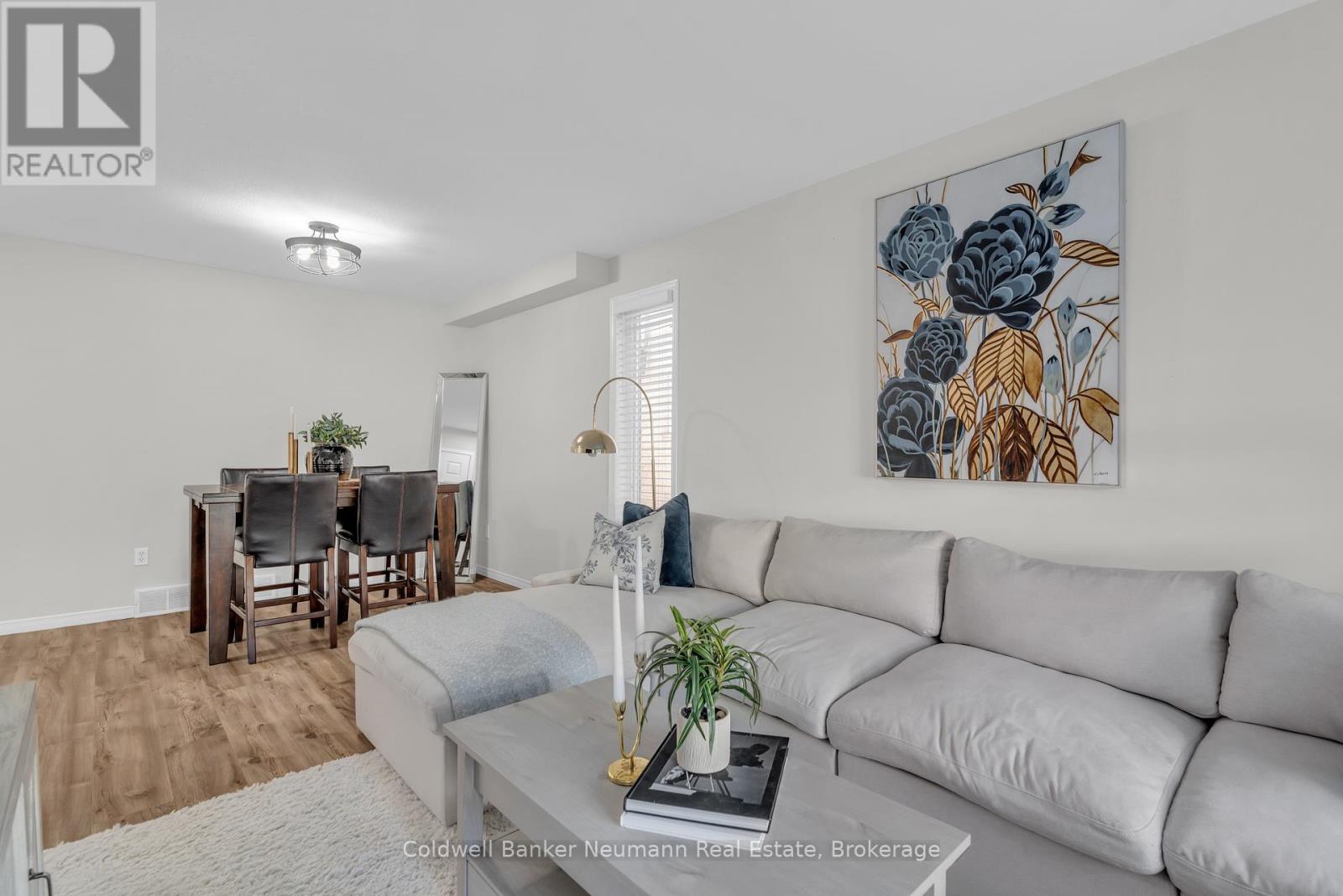 6 Law Drive, Guelph (Grange Road), Ontario  N1E 7E8 - Photo 11 - X12436088