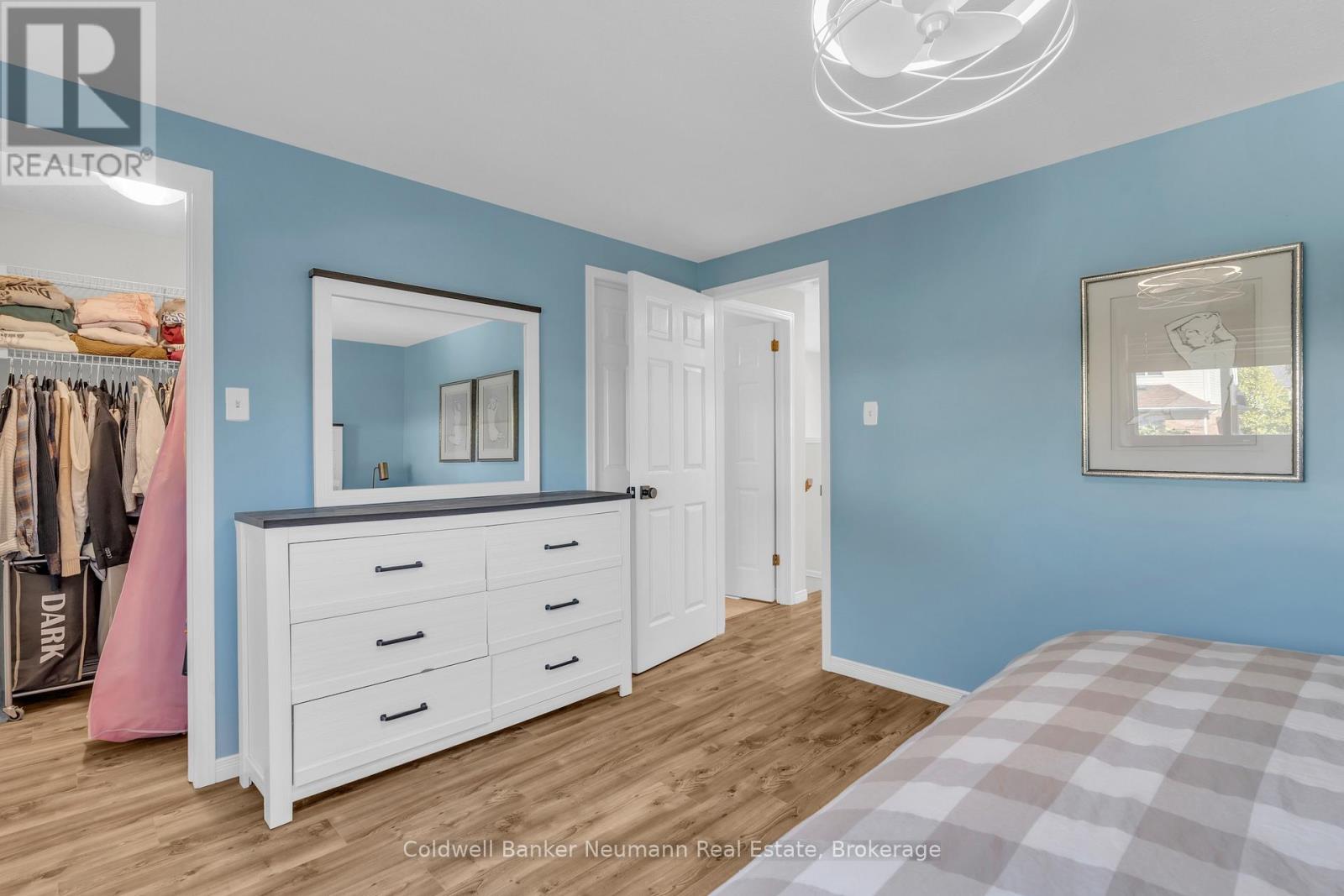 6 Law Drive, Guelph (Grange Road), Ontario  N1E 7E8 - Photo 23 - X12436088
