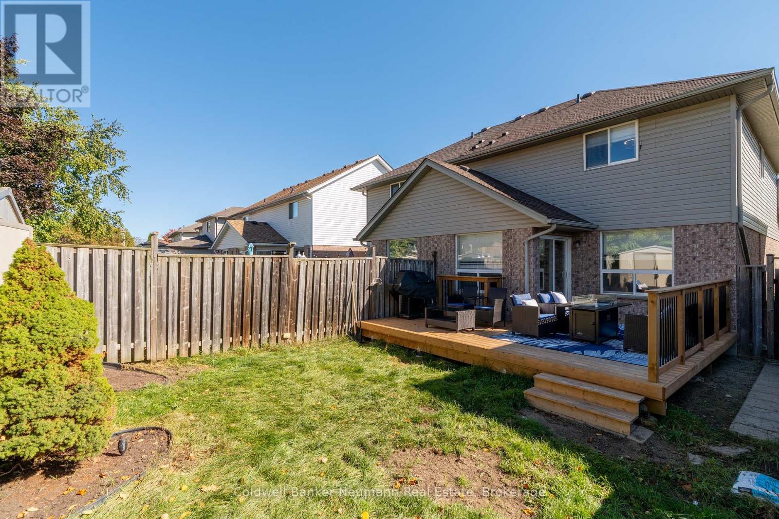 6 Law Drive, Guelph (Grange Road), Ontario  N1E 7E8 - Photo 38 - X12436088
