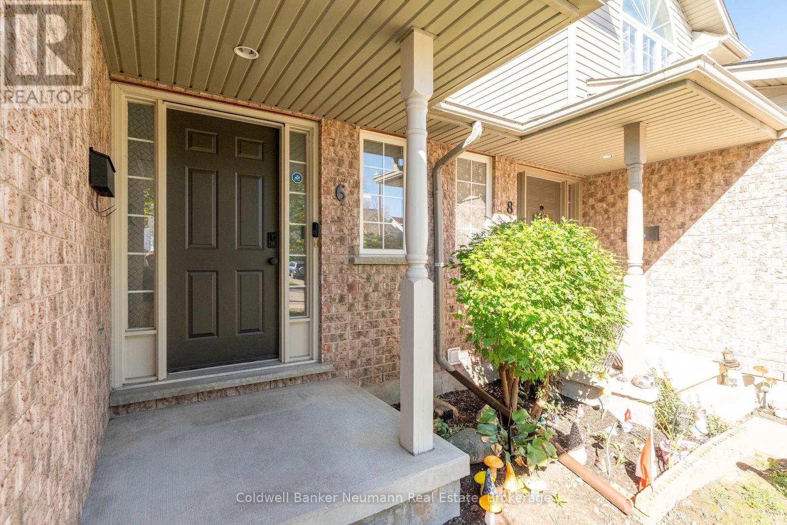 6 Law Drive, Guelph (Grange Road), Ontario  N1E 7E8 - Photo 5 - X12436088