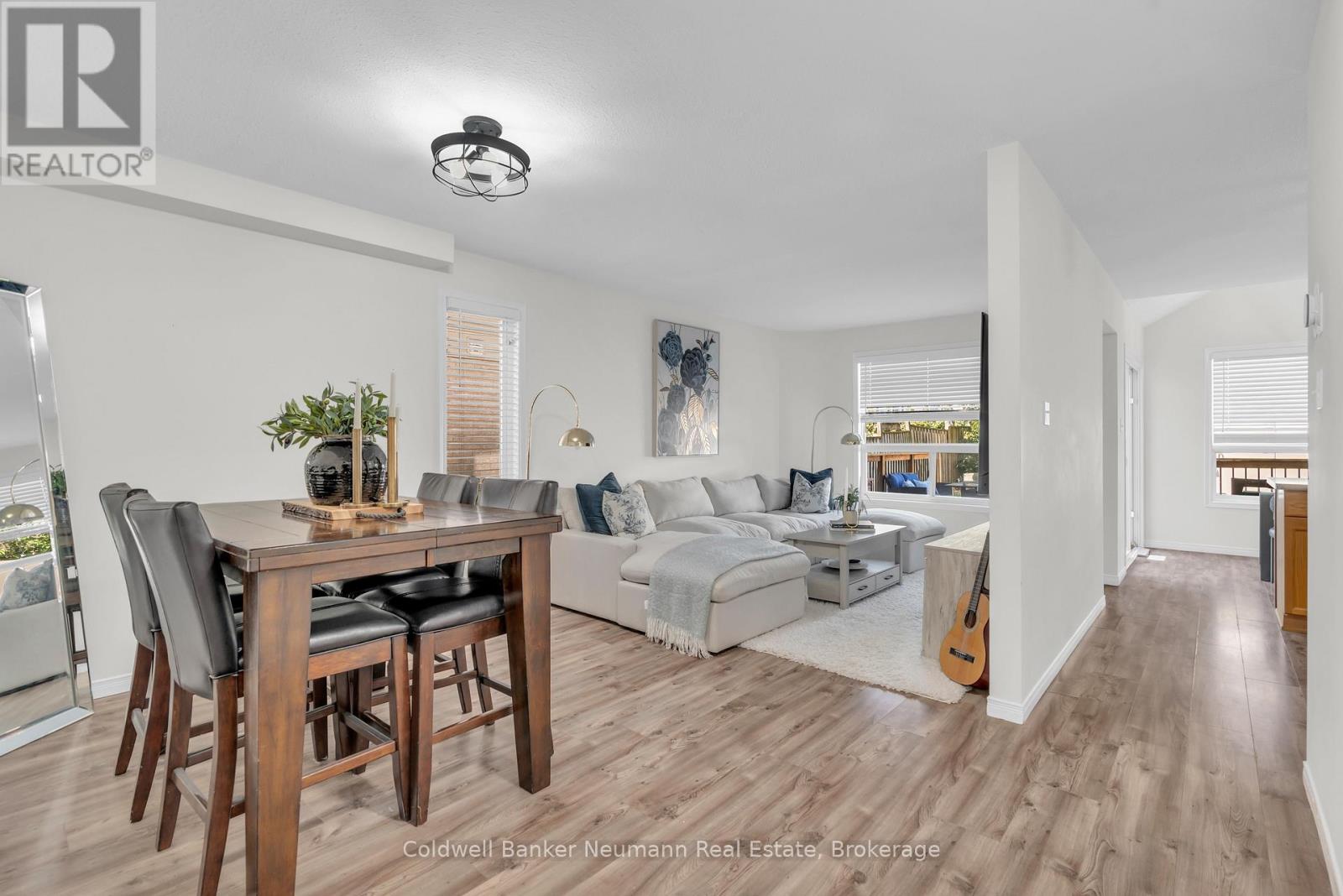 6 Law Drive, Guelph (Grange Road), Ontario  N1E 7E8 - Photo 6 - X12436088