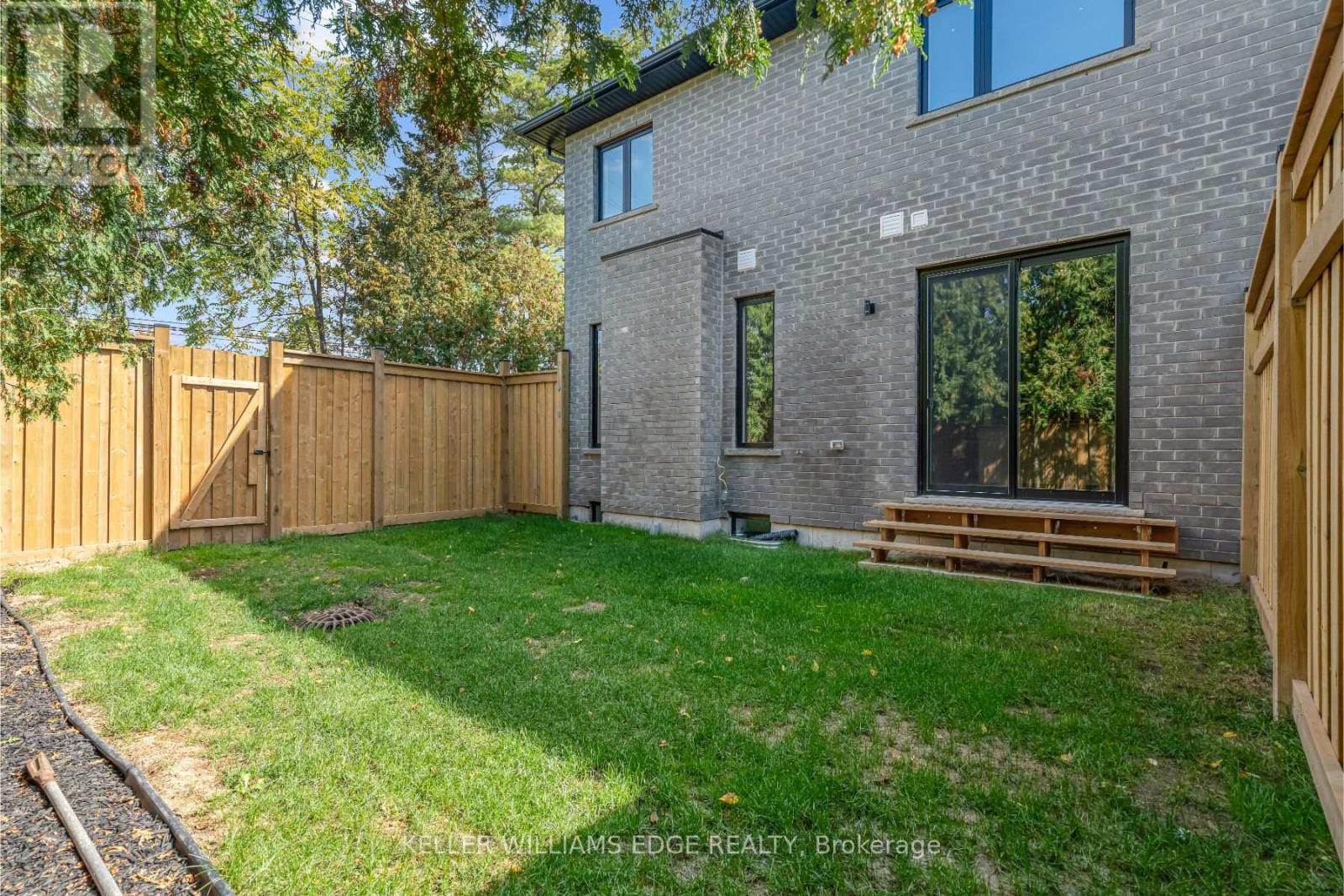 1 - 2154 Walkers Line, Burlington, Ontario  L7M 3R9 - Photo 39 - W12432794