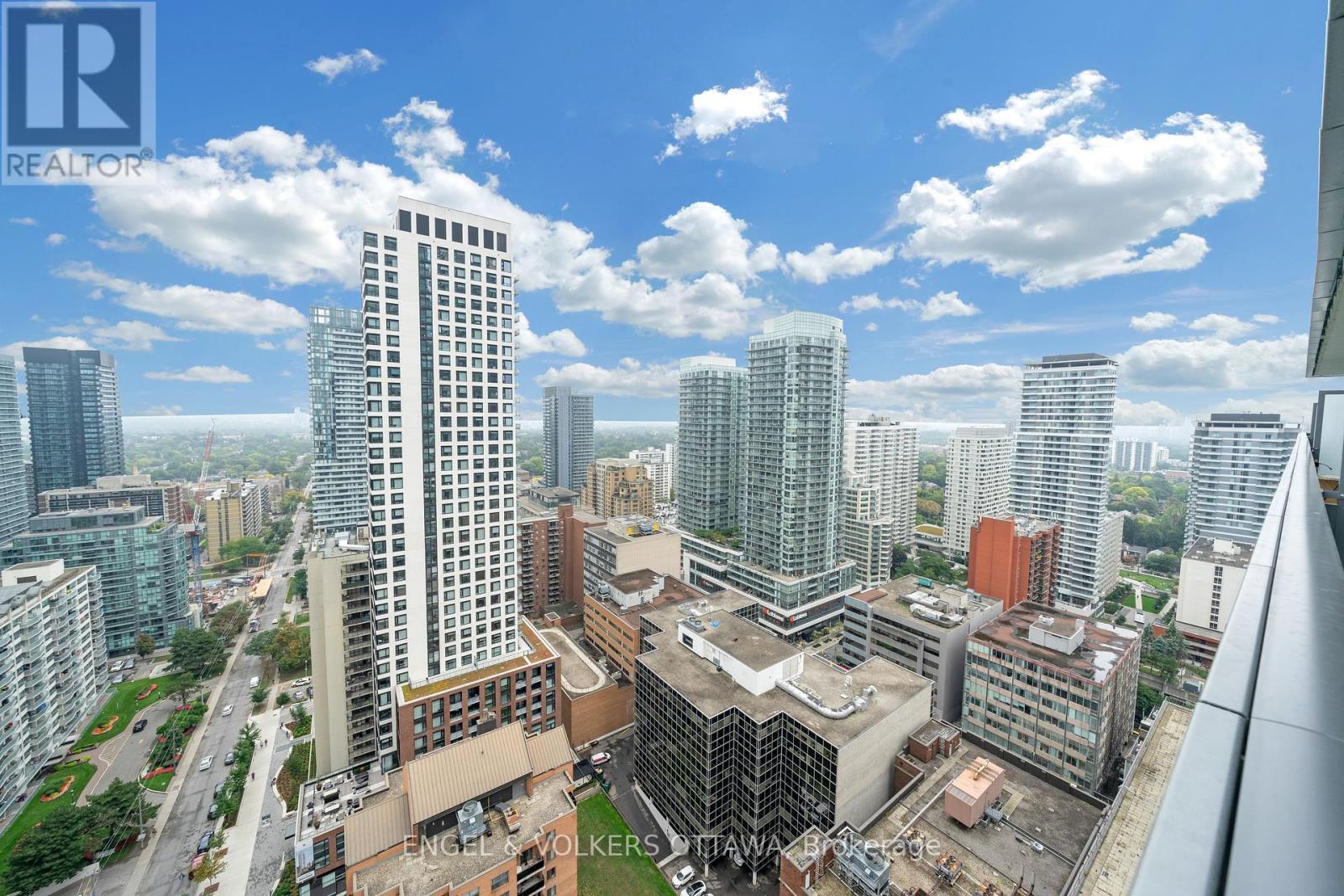 2509 - 39 Roehampton Avenue, Toronto, Ontario  M4P 0G1 - Photo 26 - C12436097